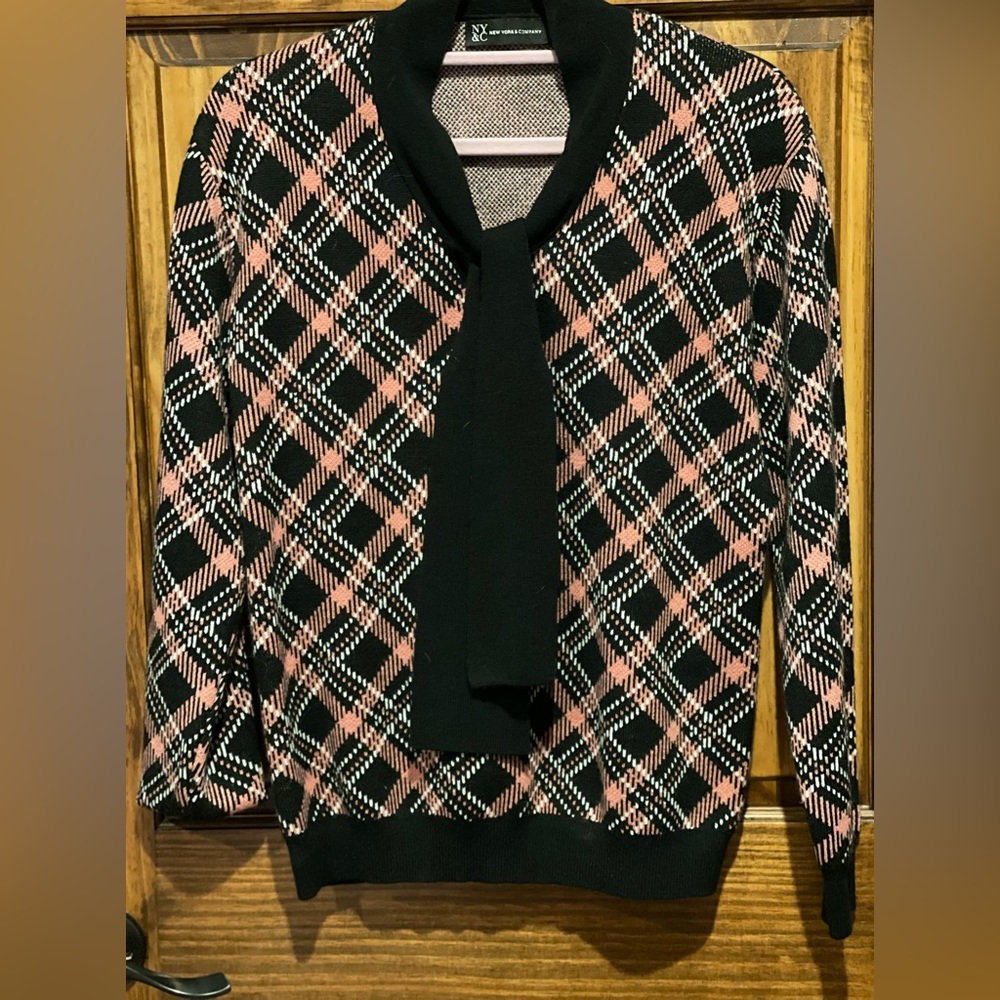 Plaid sweater top